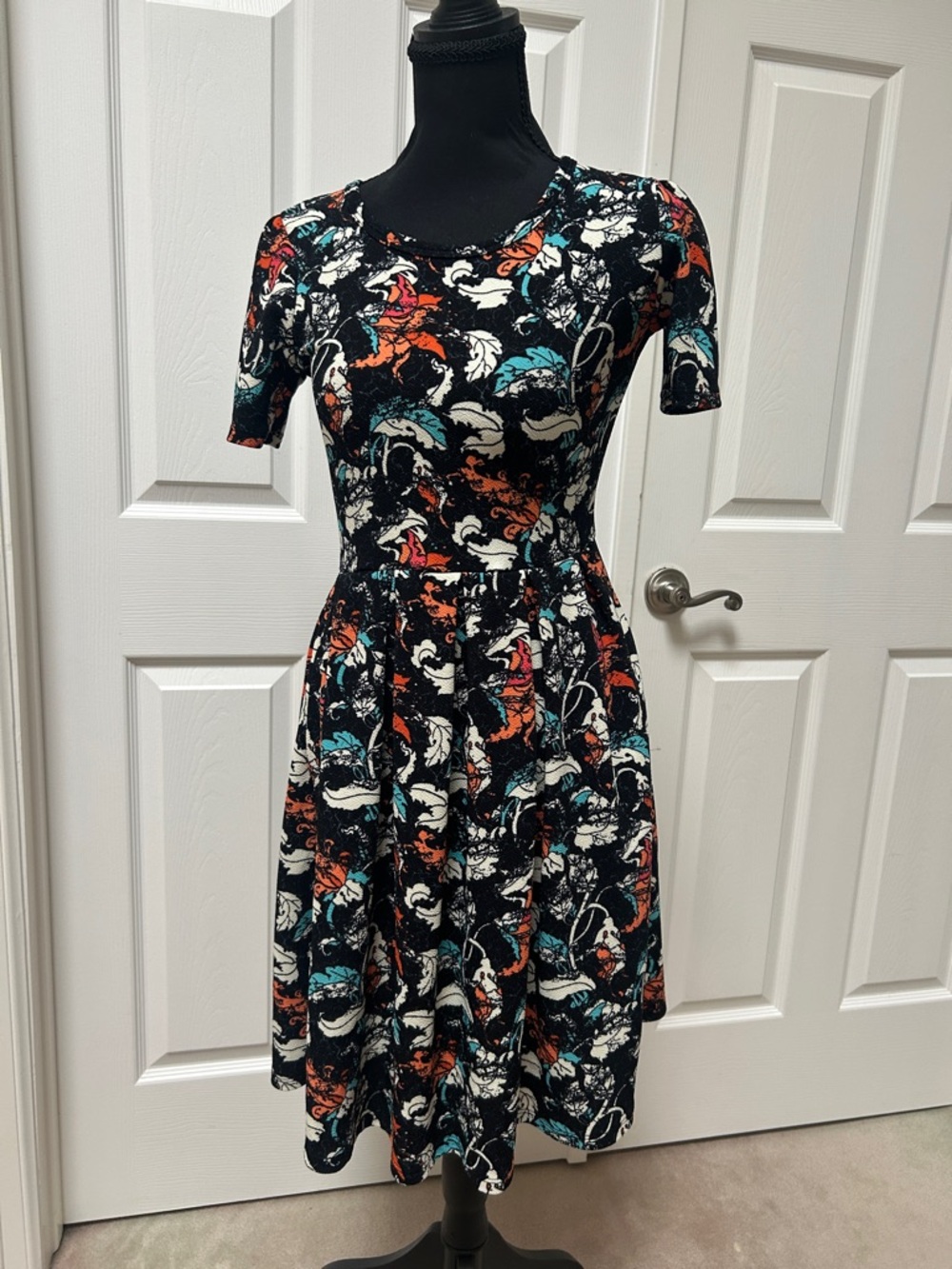 Lularoe xs Amelia Black Floral A-Line Dress with Teal & Orange Accents pockets